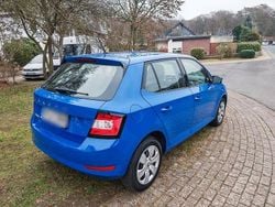Blau Gebraucht 2020 Skoda Fabia Active Kleinwagen | 10.900 € (Guter Preis)