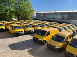 Gelb Gebraucht 2008 VW T5 Van | 5.891 €