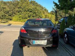 Schwarz Gebraucht 2007 Opel Astra GTC Coupé | 2.000 € (Guter Preis)