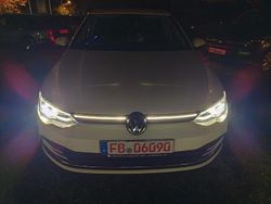 Weiß Gebraucht 2022 VW Golf VIII Style Limousine | 22.990 € (Etwas zu teuer)