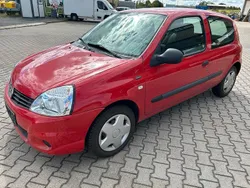 Rot Gebraucht 2012 Renault Clio IV Kleinwagen | 1.995 €
