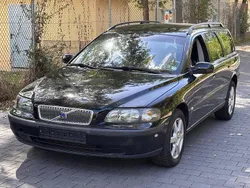 Schwarz Gebraucht 2001 Volvo V70 Kombi | 4.500 €