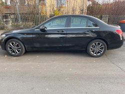 Schwarz Gebraucht 2015 Mercedes C200 Limousine | 14.500 €