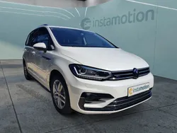 Weiß Neu 2025 VW Touran Comfortline Van / Kleinbus | 41.890 € (Etwas zu teuer)