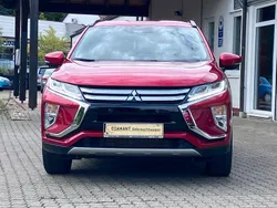 Rot Gebraucht 2018 Mitsubishi Eclipse Cross Diamant Edition SUV | 18.400 € (Fairer Preis)