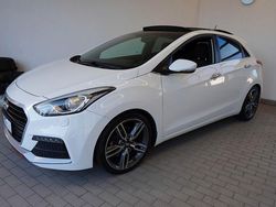 Weiß Gebraucht 2016 Hyundai i30 Turbo Coupé | 12.849 € (Etwas zu teuer)