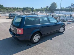 Blau Gebraucht 2004 VW Passat Kombi | 1.590 € (Guter Preis)