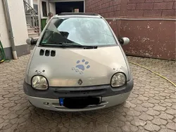 Silber Gebraucht 2003 Renault Twingo Kleinwagen | 1.398 € (Etwas zu teuer)