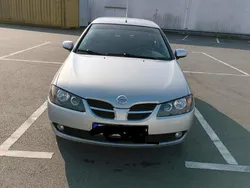 Grau Gebraucht 2006 Nissan Almera Kleinwagen | 2.000 € (Guter Preis)