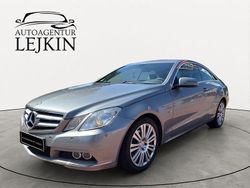 Grau Gebraucht 2010 Mercedes E200 Avantgarde Coupé | 10.990 € (Guter Preis)