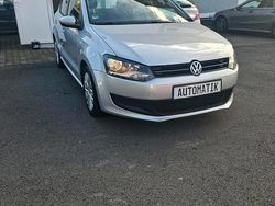 Silber Gebraucht 2010 VW Polo Kleinwagen | 8.399 € (Etwas zu teuer)