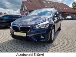 Blau Gebraucht 2015 BMW 218 Active Tourer Basis Van / Kleinbus | 11.999 € (Guter Preis)