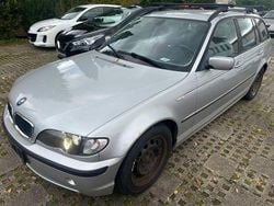 Grau Gebraucht 2004 BMW 320 Kombi | 1.290 € (Superpreis)