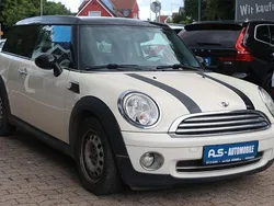 Weiß Gebraucht 2009 Mini Cooper Clubman Kombi | 2.790 € (Guter Preis)