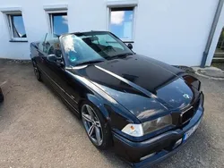 Schwarz Gebraucht 1997 BMW 318 Cabriolet Cabrio | 6.400 € (Fairer Preis)