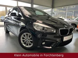 Schwarz Gebraucht 2015 BMW 216 Active Tourer Van / Kleinbus | 9.990 € (Fairer Preis)
