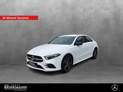 Unilack polarweiß Gebraucht 2021 Mercedes A250 AMG line Limousine | 25.845 € (Fairer Preis)