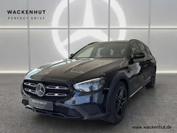 Obsidianschwarz metalliclack Gebraucht 2021 Mercedes E400 Night Kombi | 52.990 € (Etwas zu teuer)