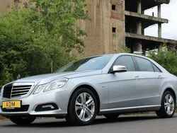 Iridiumsilber metalliclack Gebraucht 2011 Mercedes E200 Limousine | 12.490 € (Fairer Preis)
