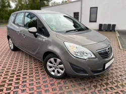Braun Gebraucht 2013 Opel Meriva Active Van / Kleinbus | 6.450 € (Guter Preis)