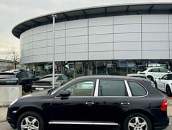 Schwarz Gebraucht 2009 Porsche Cayenne SUV | 10.000 € (Fairer Preis)