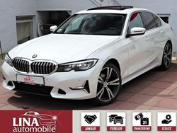 Mineralweiss Gebraucht 2022 BMW 320 Luxury Line Limousine | 27.980 € (Teuer)