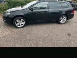 Schwarz Gebraucht 2011 VW Golf VI Kombi | 4.500 € (Fairer Preis)