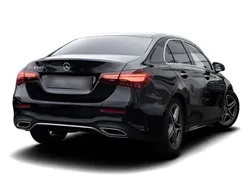 Schwarz Gebraucht 2024 Mercedes A200 AMG Limousine | 42.660 €
