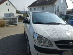 Weiß Gebraucht 2009 Hyundai Getz Kleinwagen | 1.900 € (Fairer Preis)