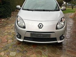 Silber Gebraucht 2010 Renault Twingo Kleinwagen | 2.300 €