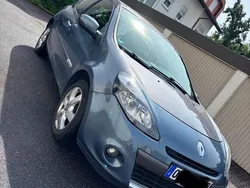 Blau Gebraucht 2009 Renault Clio II Dynamique Limousine | 1.800 € (Fairer Preis)
