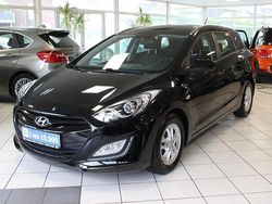 Schwarz metallic Gebraucht 2014 Hyundai i30 Edition | 11.690 € (Etwas zu teuer)