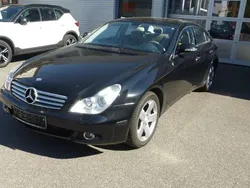 Schwarz Gebraucht 2006 Mercedes CLS500 Limousine | 15.400 € (Etwas zu teuer)