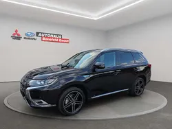 Schwarz Gebraucht 2020 Mitsubishi Outlander P-HEV Plus SUV | 24.900 € (Fairer Preis)
