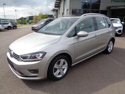 Silber Gebraucht 2014 VW Golf Sportsvan Highline Van / Kleinbus | 13.999 € (Fairer Preis)