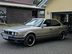 Silber Gebraucht 1988 BMW 530 Limousine | 15.000 €
