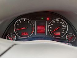 Silber Gebraucht 2003 Audi A4 Kombi | 2.500 € (Guter Preis)