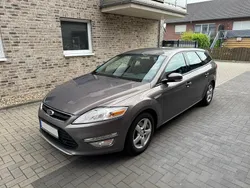 Braun Gebraucht 2012 Ford Mondeo Champions Edition Kombi | 5.450 € (Etwas zu teuer)