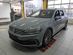 Mondsteingrau Gebraucht 2022 VW Passat GTE Kombi | 22.490 € (Fairer Preis)