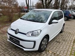 Weiß Gebraucht 2022 VW e-up! Kleinwagen | 14.190 € (Guter Preis)