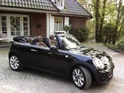 Schwarz metallic Gebraucht 2011 Mini Cooper Cabriolet Cabrio | 16.999 €