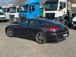 Grau Gebraucht 2015 Porsche Panamera Edition Limousine | 28.559 € (Guter Preis)
