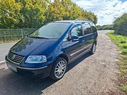 Blau Gebraucht 2006 VW Sharan Van / Kleinbus | 4.199 € (Etwas zu teuer)