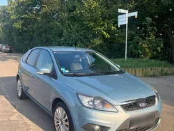 Blau Gebraucht 2008 Ford Focus Titanium Kombi | 3.000 € (Guter Preis)