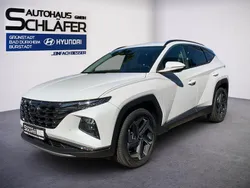Serenity white / mic Gebraucht 2023 Hyundai Tucson Trend SUV | 31.480 € (Fairer Preis)