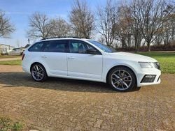 Weiß Gebraucht 2017 Skoda Octavia RS Kombi | 18.250 € (Fairer Preis)