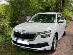 Weiß Gebraucht 2020 Skoda Kamiq Ambition SUV | 16.990 € (Fairer Preis)