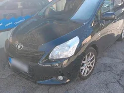 Schwarz Gebraucht 2013 Toyota Verso Van / Kleinbus | 9.800 € (Fairer Preis)