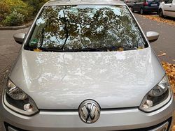 Silber Gebraucht 2015 VW up! Move Kleinwagen | 4.750 €