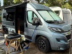 Blau Gebraucht 2019 Citroën Jumper Van / Kleinbus | 54.300 €